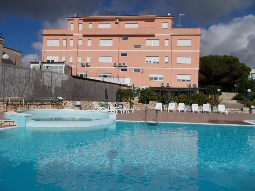 Hotel Maremonti Vico Del Gargano Exteriér fotografie